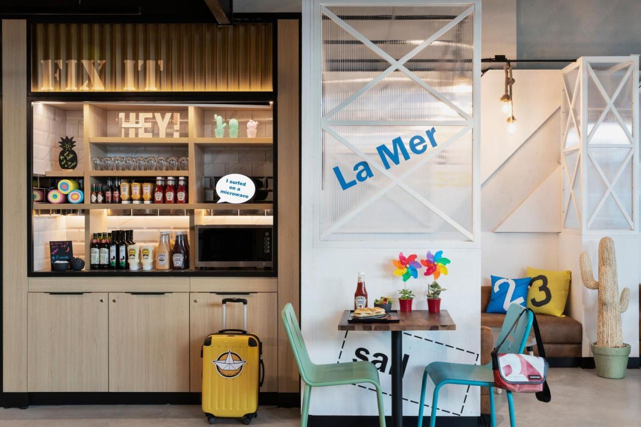 Moxy La Ciotat Hotel Exterior photo