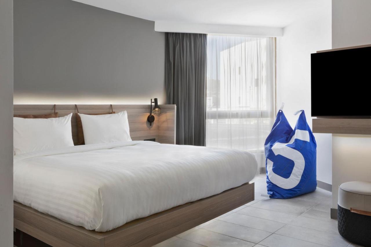 Moxy La Ciotat Hotel Exterior photo