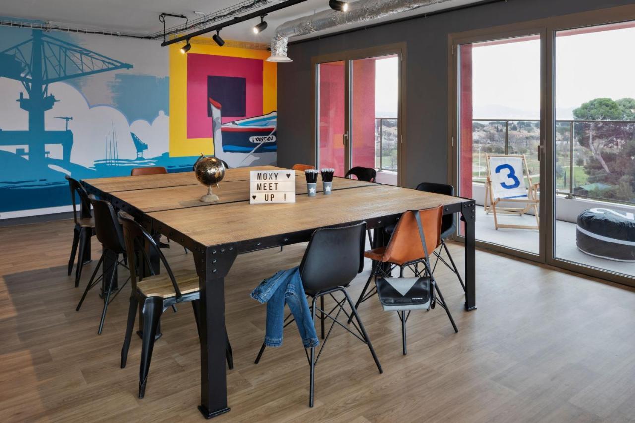 Moxy La Ciotat Hotel Exterior photo