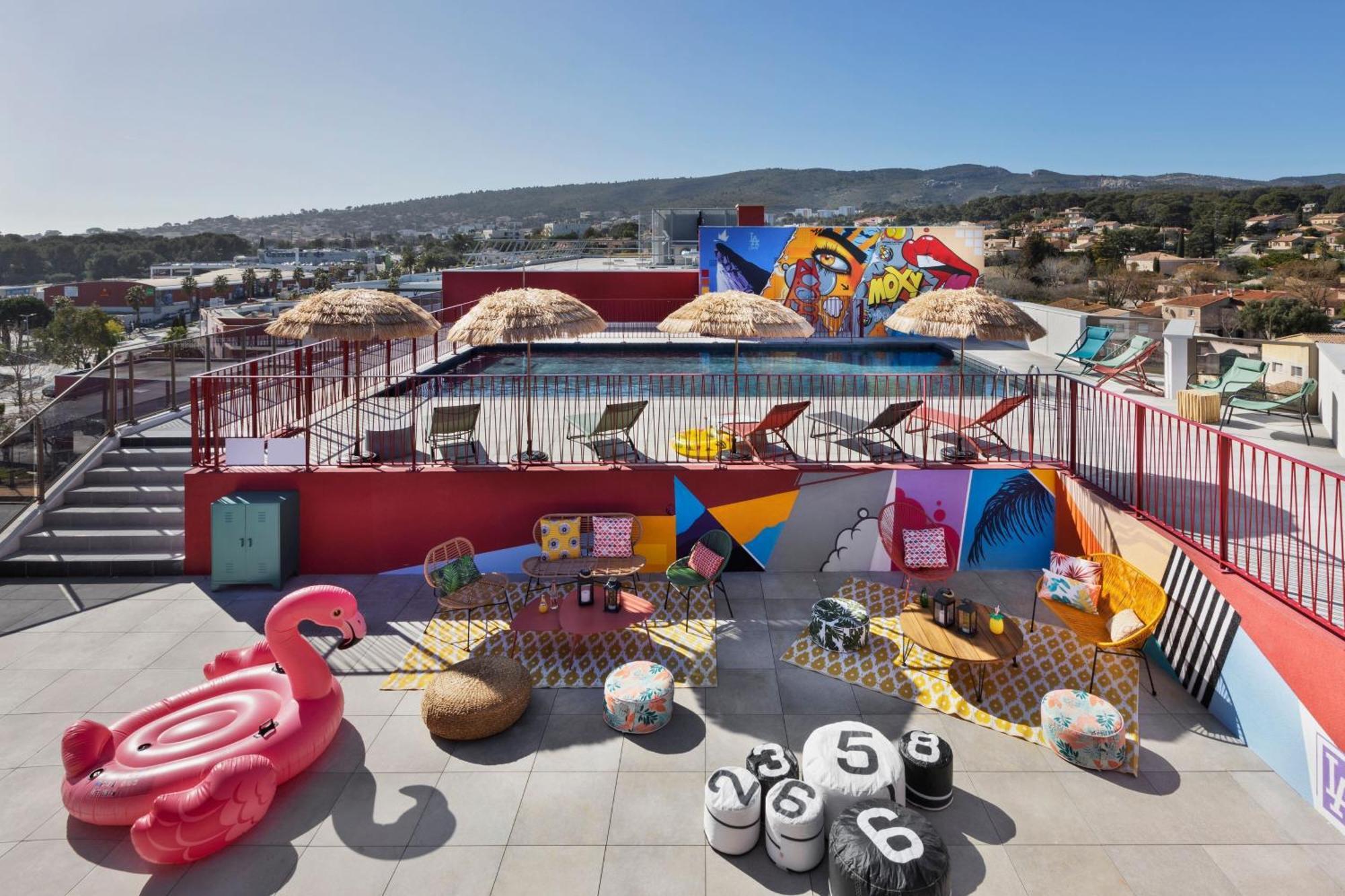 Moxy La Ciotat Hotel Exterior photo